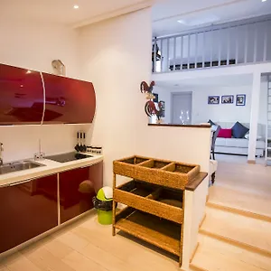 https://residence-bouttau.fr-provencehotel.com